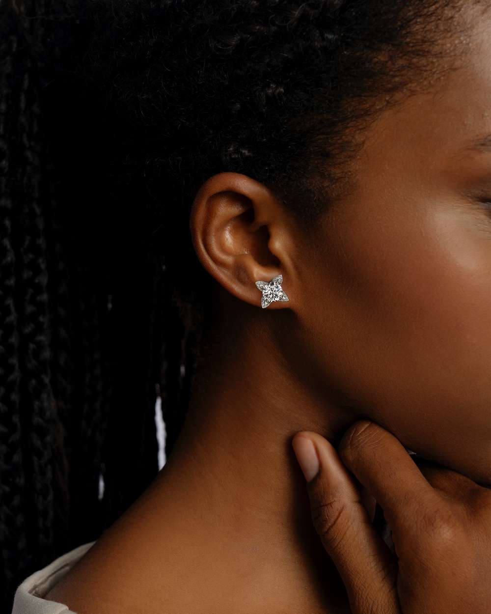 Etera Diamond Stud Earrings