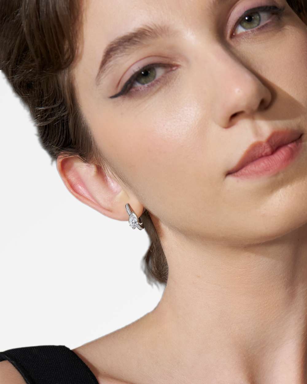 Ridaris Diamond Hoop Earrings