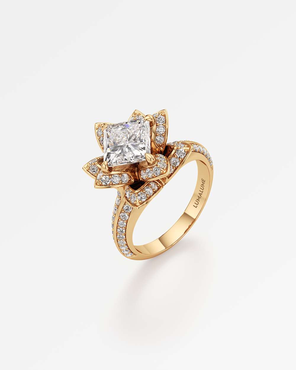 Emara Diamond Engagement Ring